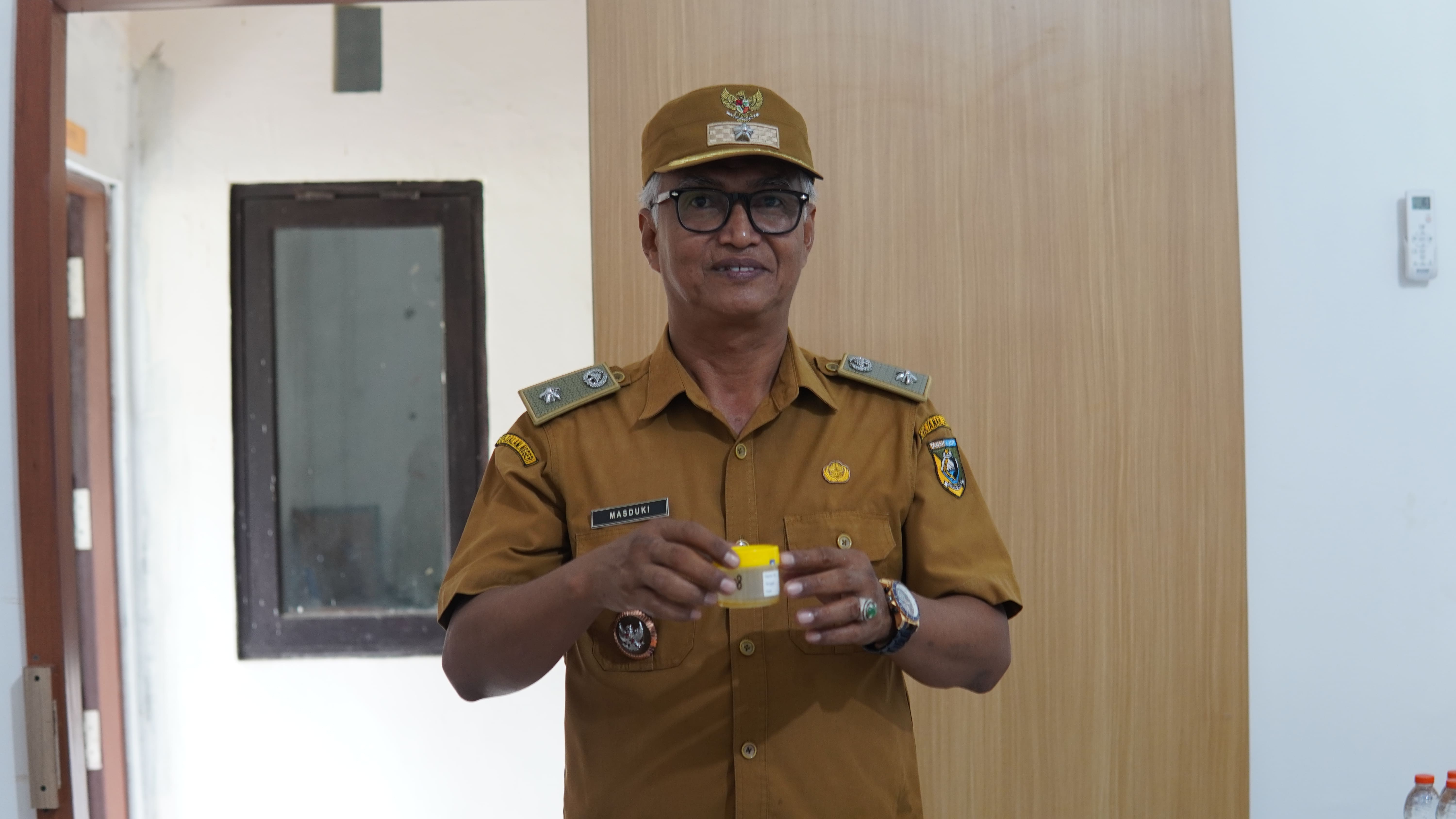 Aparat Desa Batu Mulya Negatif Narkoba Bnnk Tanah Laut Gelar Tes Urine Perangkat Desa, Perkuat Kepercayaan Masyarakat Dan Komitmen Cegah Penyalahgunaan Narkoba