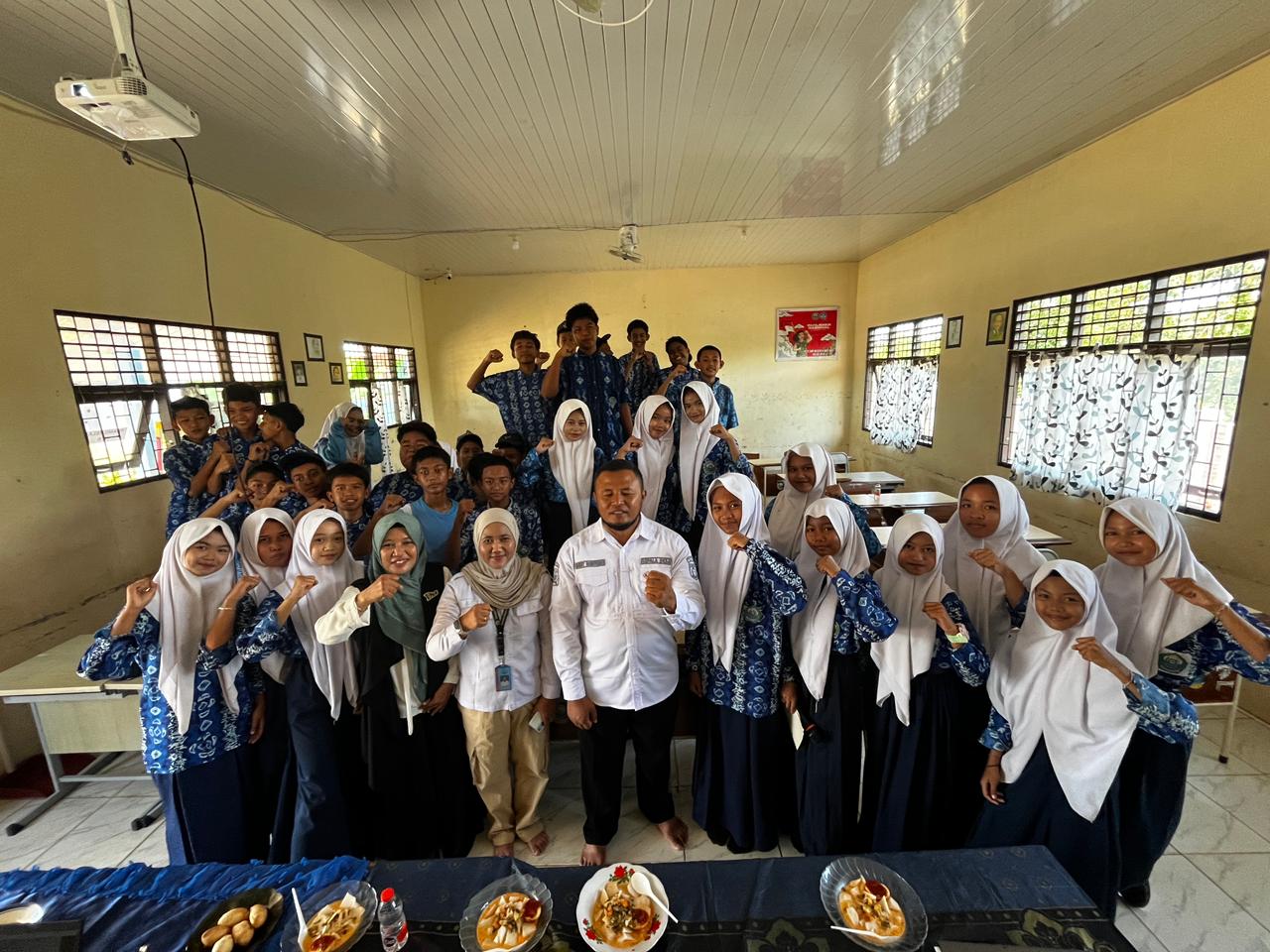 Pemdes Nusa Indah Gelar Sosialisasi Pencegahan Narkoba, Libatkan BNN Kabupaten Tanah Laut