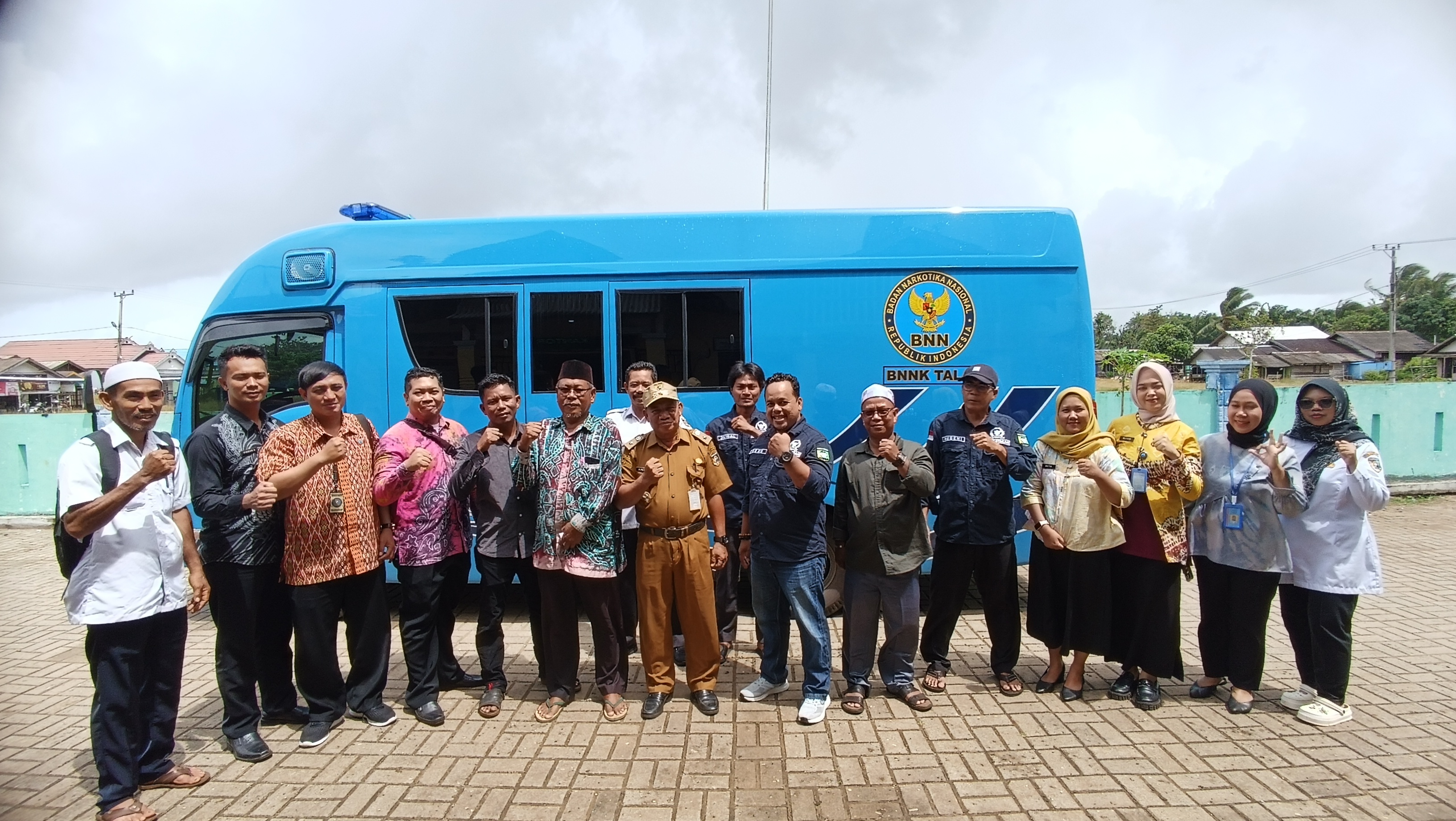 Komitmen Berkesinambungan: Desa Bersinar Batakan Buktikan Bebas Narkoba Melalui Tes Urine BNN