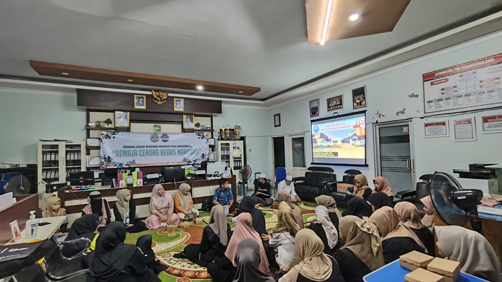 BNN Kab. Tanah Laut Sosialisasikan Bahaya Narkoba kepada Remaja Masjid Jami Al-Falah Putri