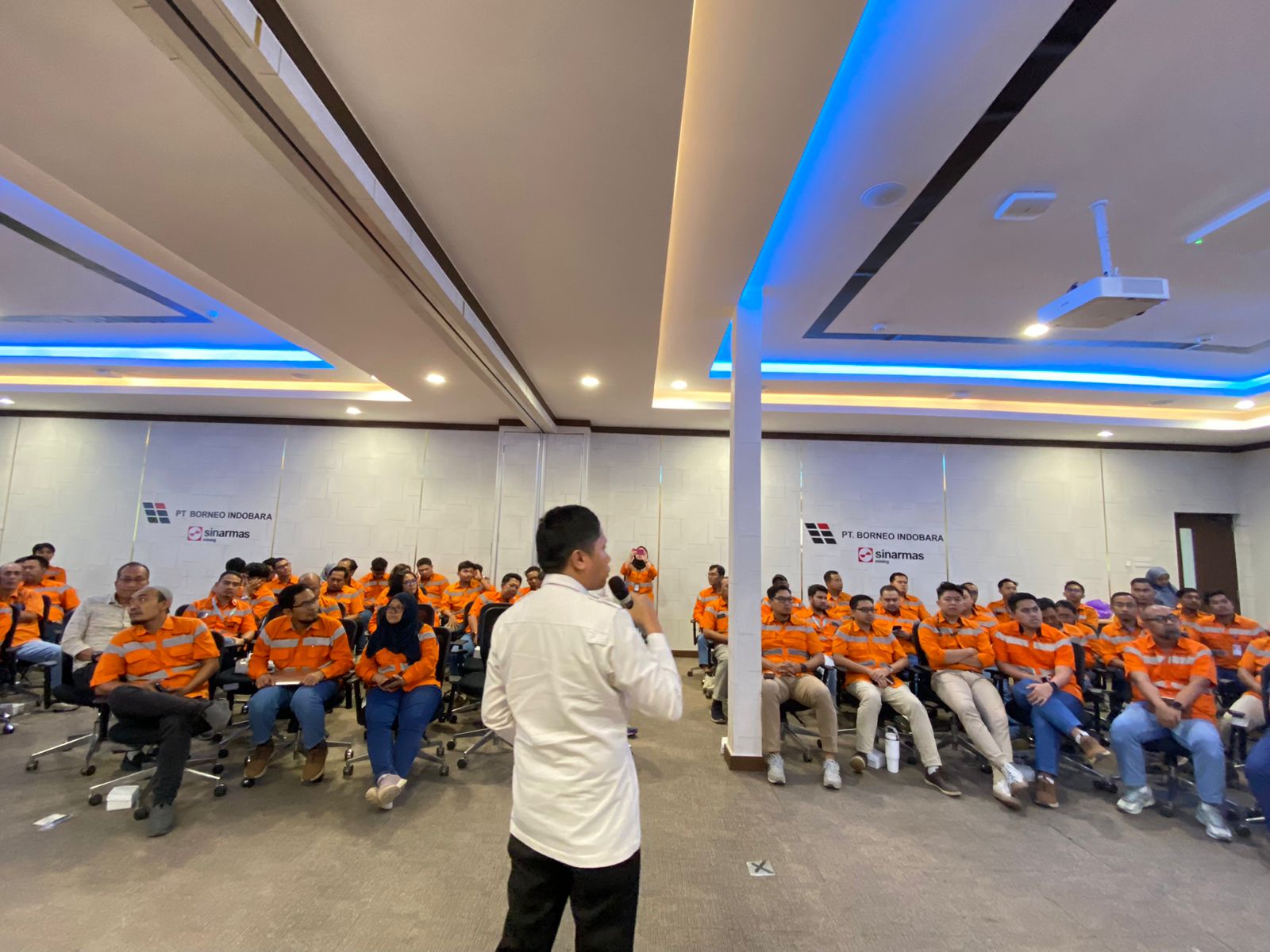 BNNK Tanah Laut Sosialisasi Bahaya Narkoba dan Asesmen 10 Karyawan PT. Borneo Indobara